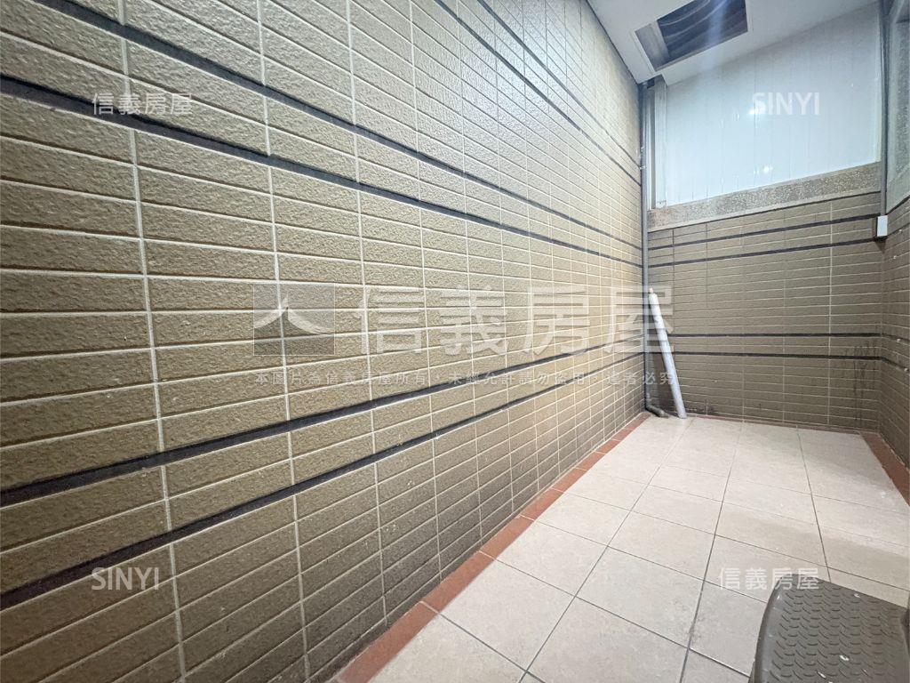 宜誠靜巷裝潢採光別墅房屋室內格局與周邊環境