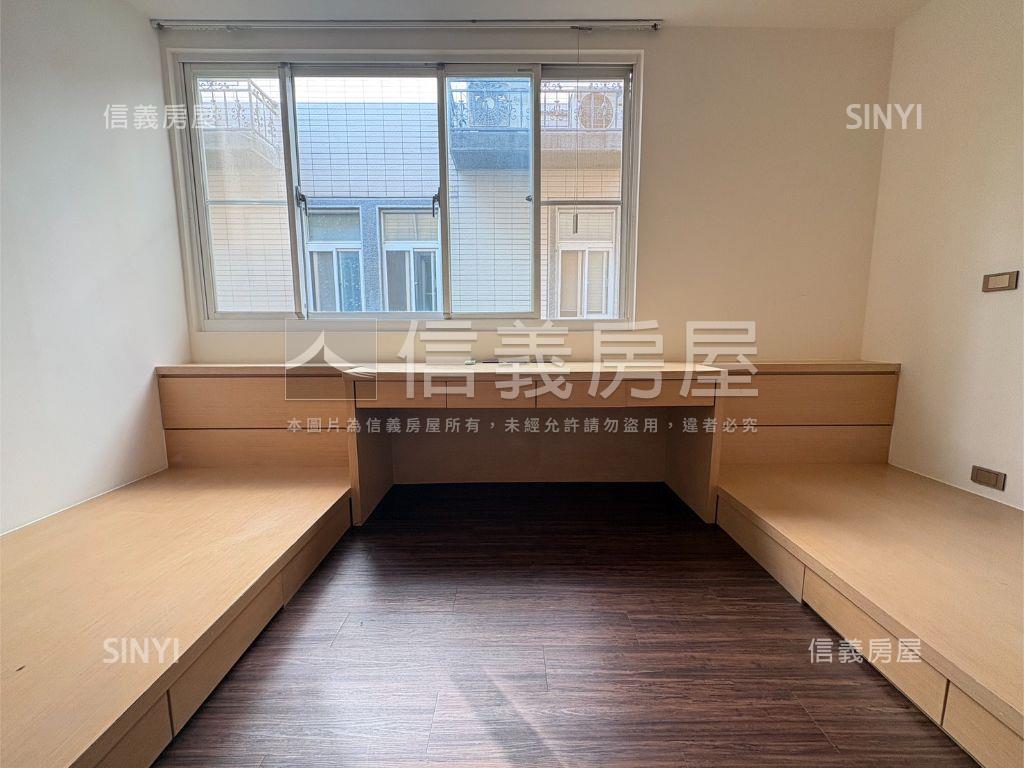 宜誠靜巷裝潢採光別墅房屋室內格局與周邊環境
