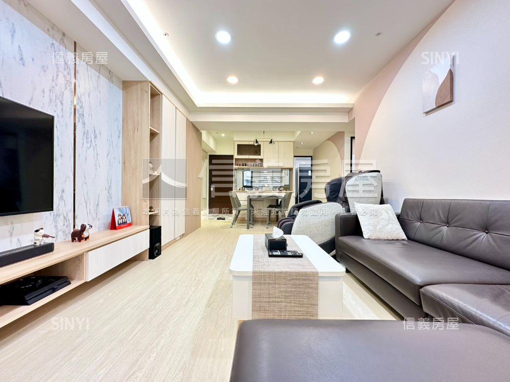 捷運家境電梯高樓三房車位房屋室內格局與周邊環境