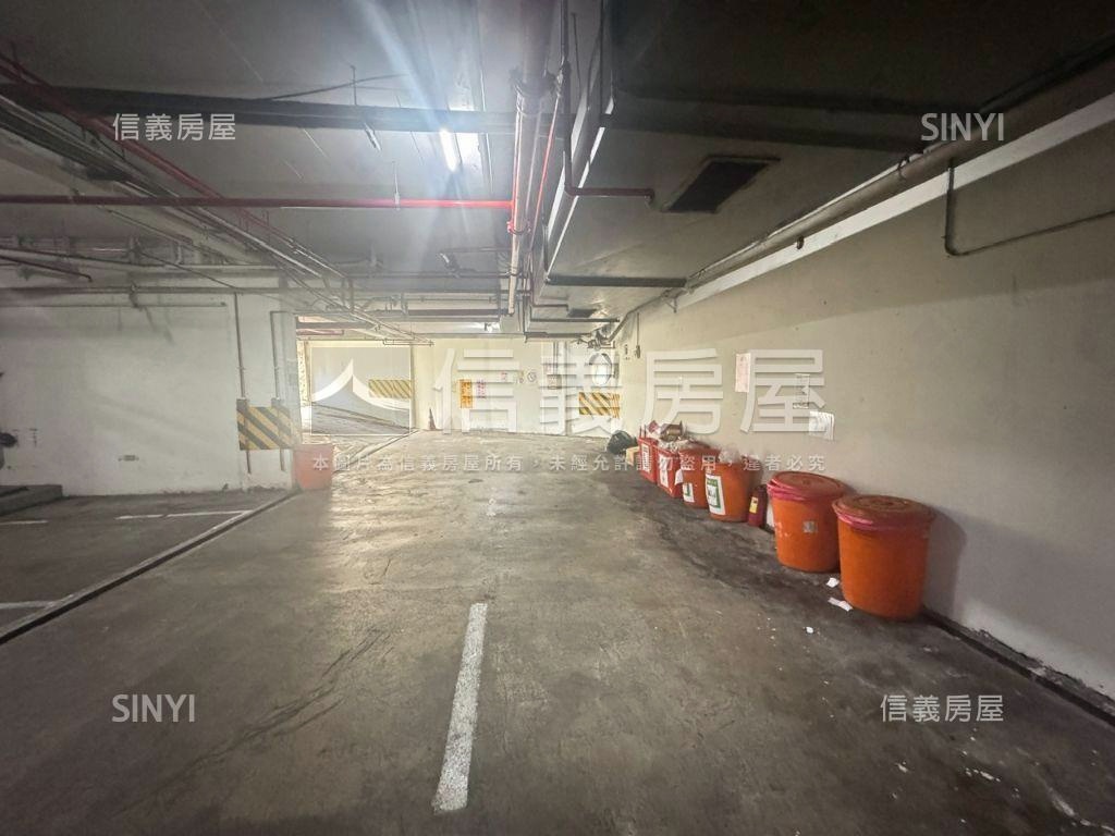 電梯華廈｜四面採光房屋室內格局與周邊環境