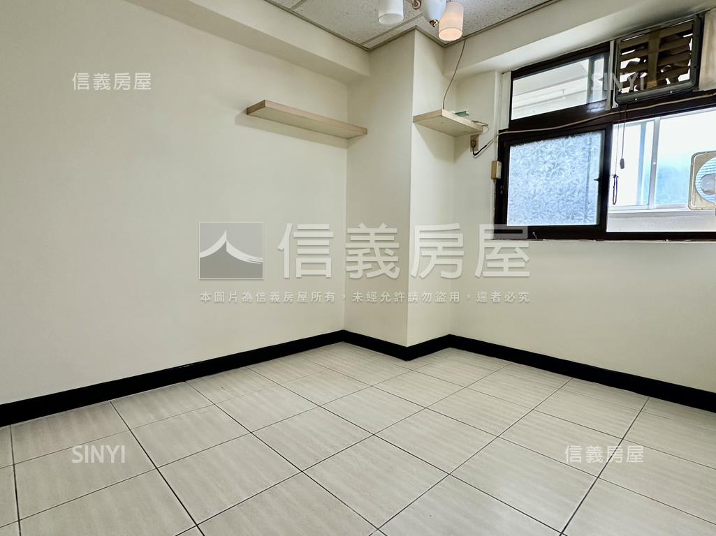 公學新城甲區三房房屋室內格局與周邊環境