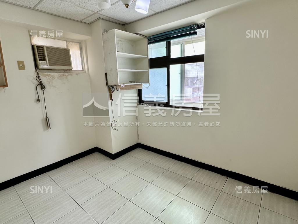 公學新城甲區三房房屋室內格局與周邊環境