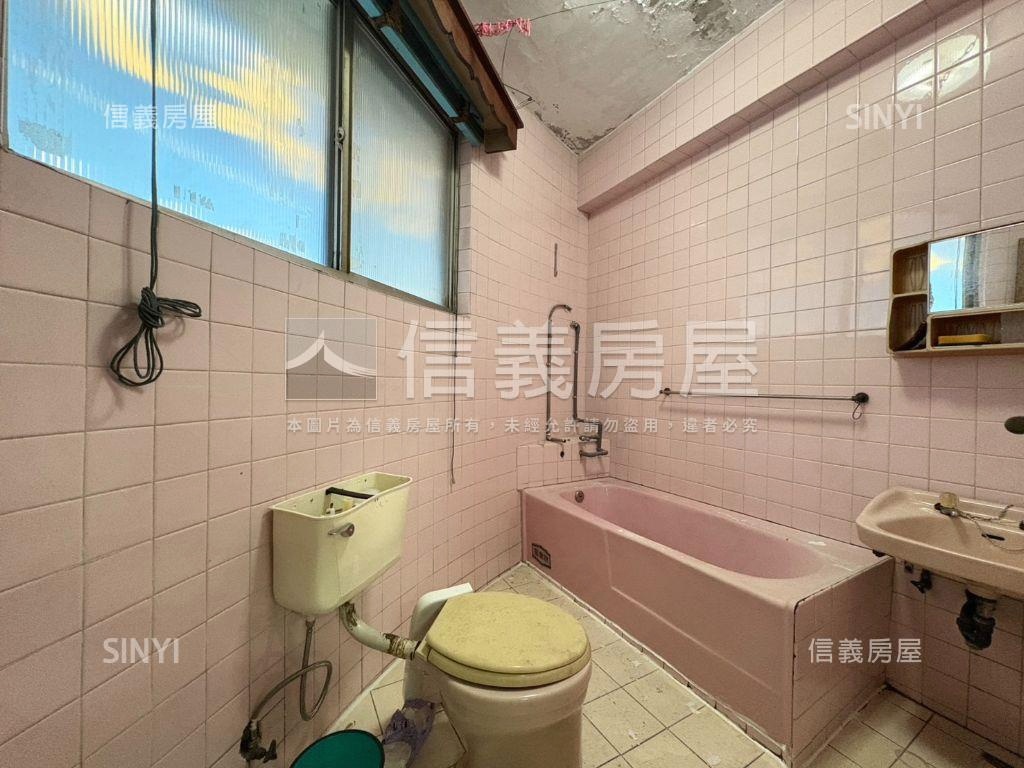 頂溪正中興街一層一戶３樓房屋室內格局與周邊環境