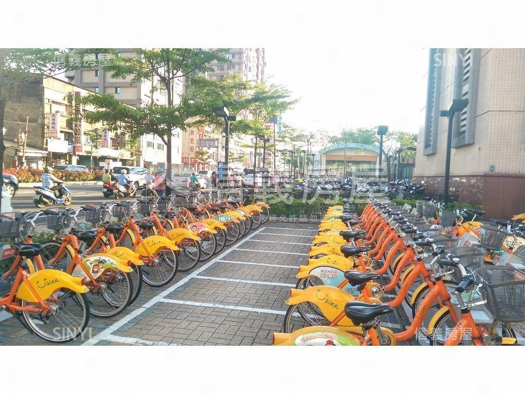 捷運上郡三房車位房屋室內格局與周邊環境