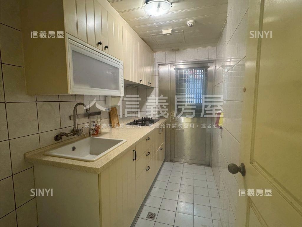 立委稀有一樓房屋室內格局與周邊環境