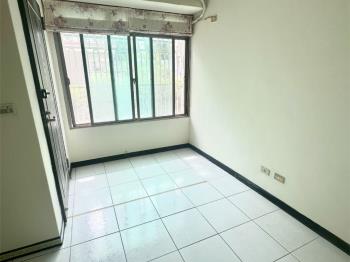 立委稀有一樓＋車位