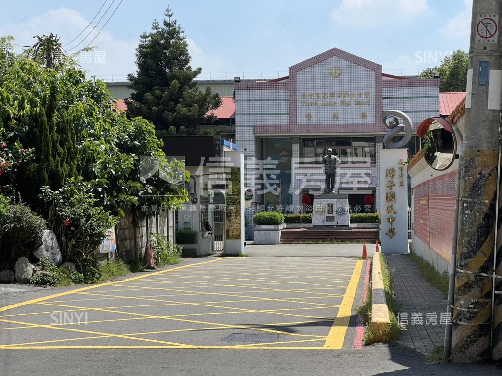 潭子邊間透天。瑰寶房屋室內格局與周邊環境