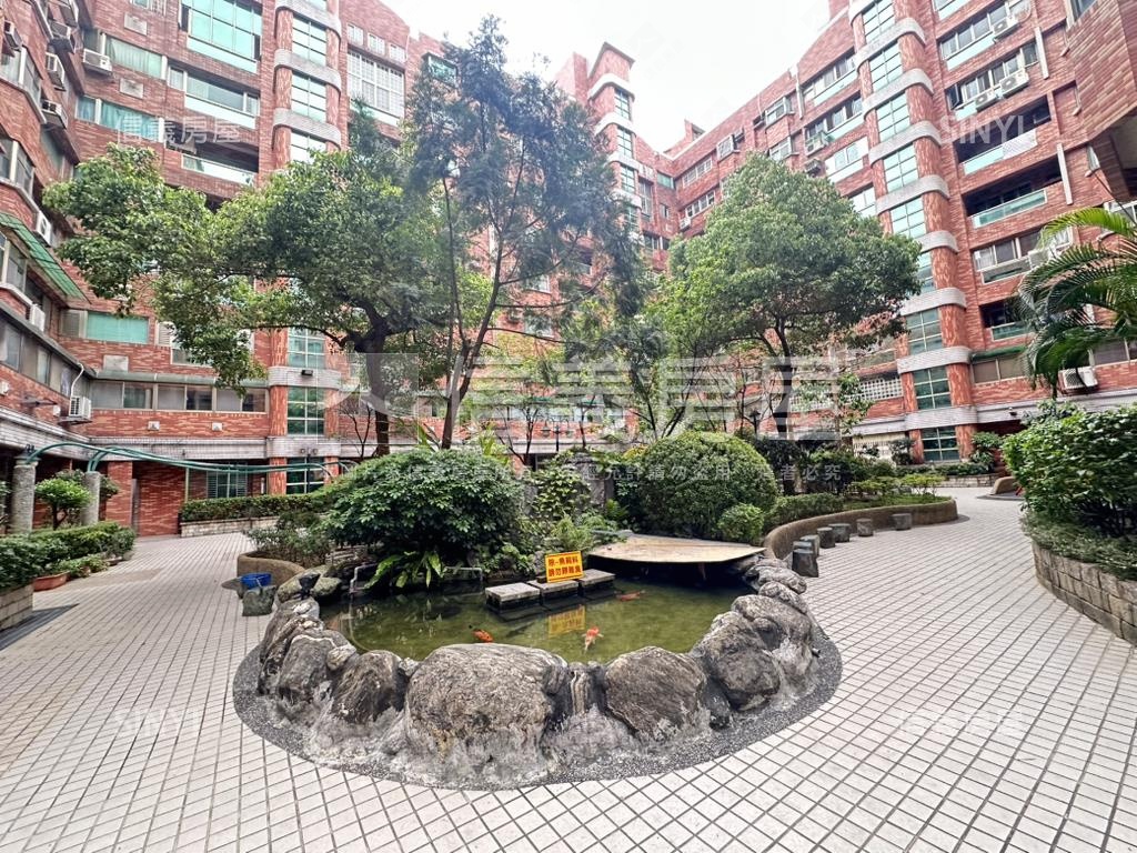 鳳禧．高樓景觀大四房房屋室內格局與周邊環境