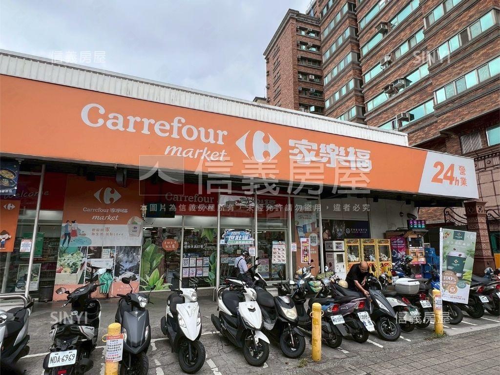 專任鳳禧近捷運四房房屋室內格局與周邊環境