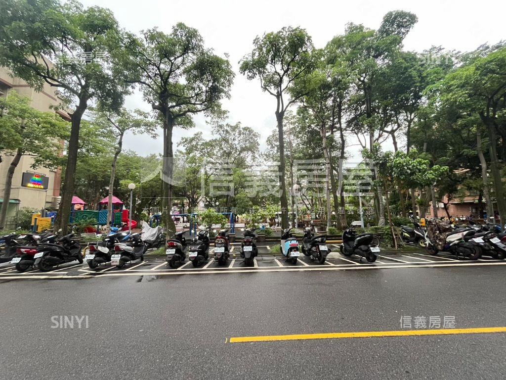 三重公寓膝蓋救星房屋室內格局與周邊環境