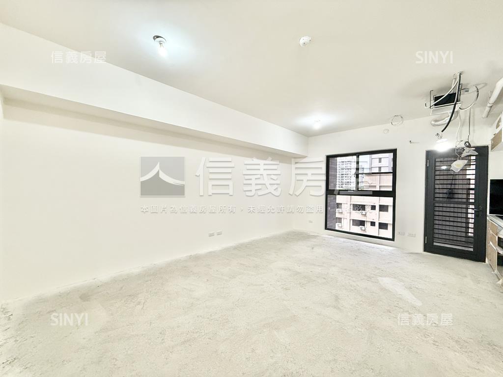 新成屋鵬躍序三房車位房屋室內格局與周邊環境