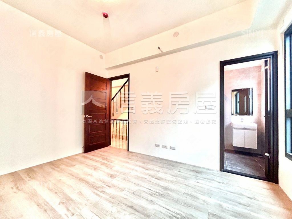 十四期。免四千萬電梯別墅房屋室內格局與周邊環境