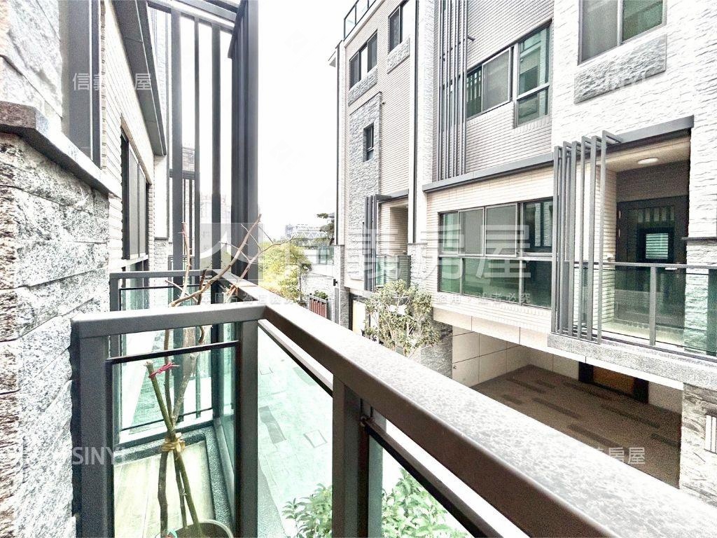 十四期。免四千萬電梯別墅房屋室內格局與周邊環境