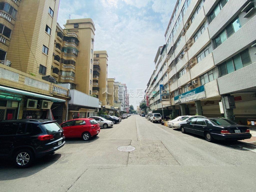 陽明學區｜成家面寬車墅房屋室內格局與周邊環境