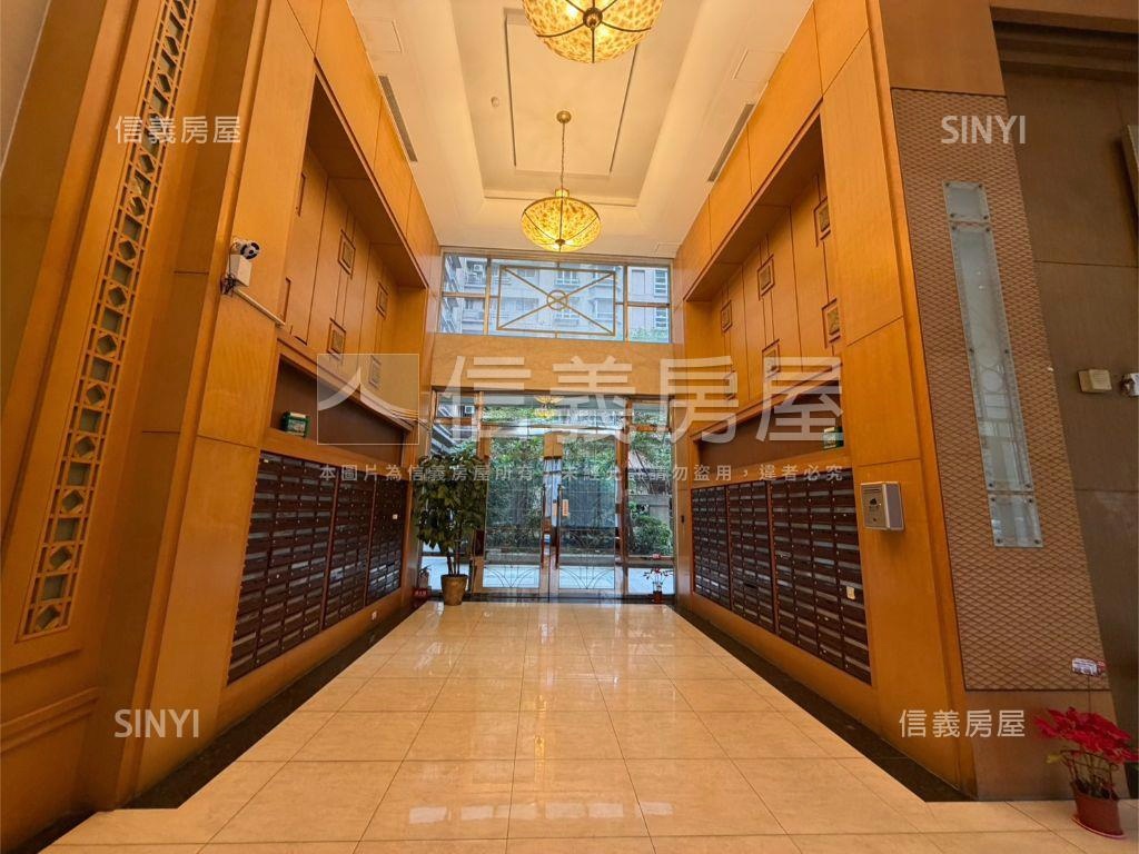 百世達景觀４房房屋室內格局與周邊環境