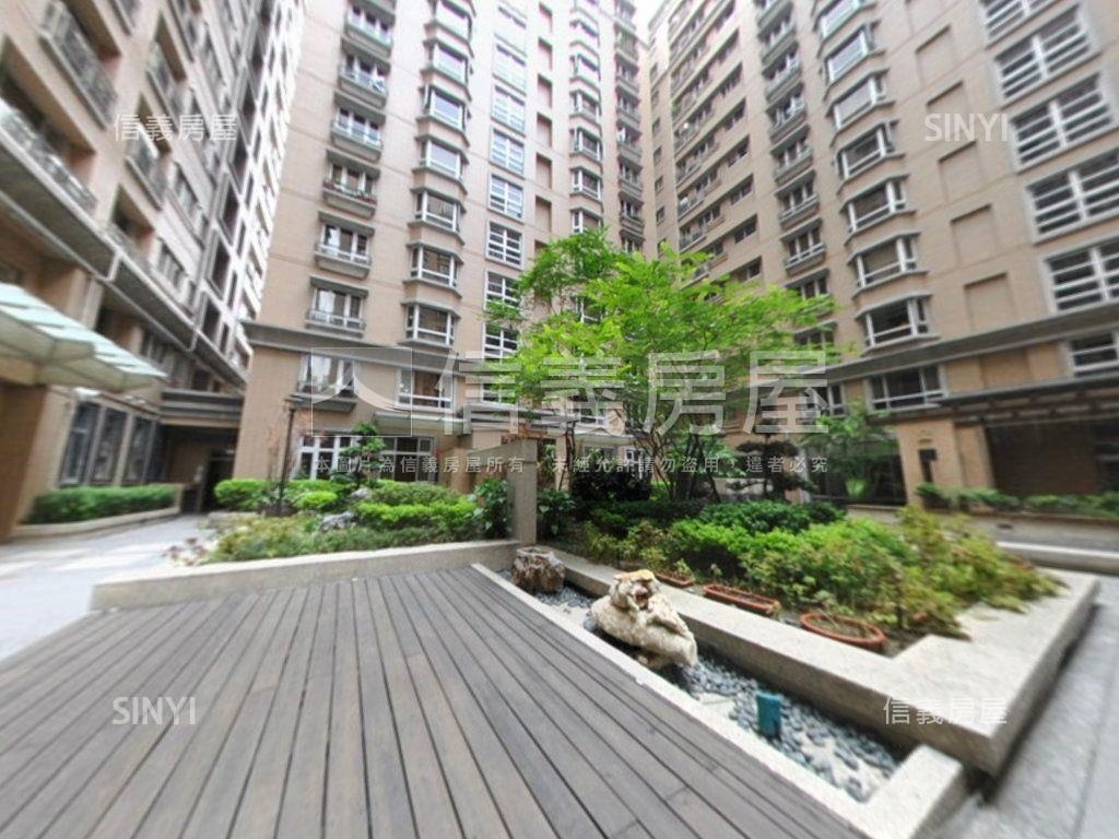 百世達景觀４房房屋室內格局與周邊環境