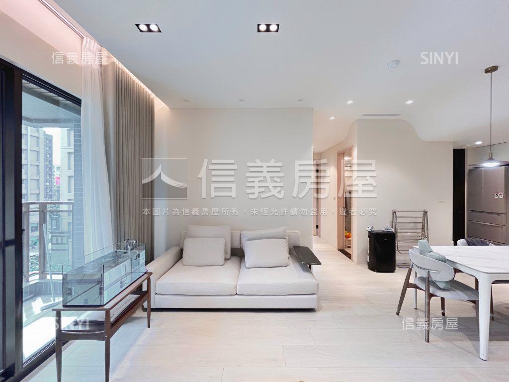 富堡珍藏兩房兩衛平面車位房屋室內格局與周邊環境