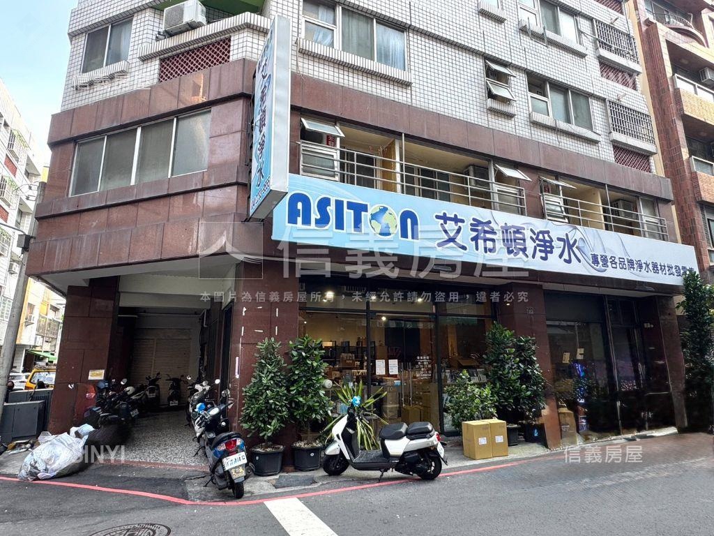 近中國醫大面寬角間店面房屋室內格局與周邊環境