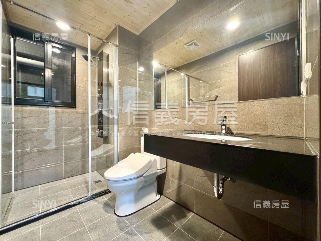 高大崑庭全新未住高樓平車房屋室內格局與周邊環境