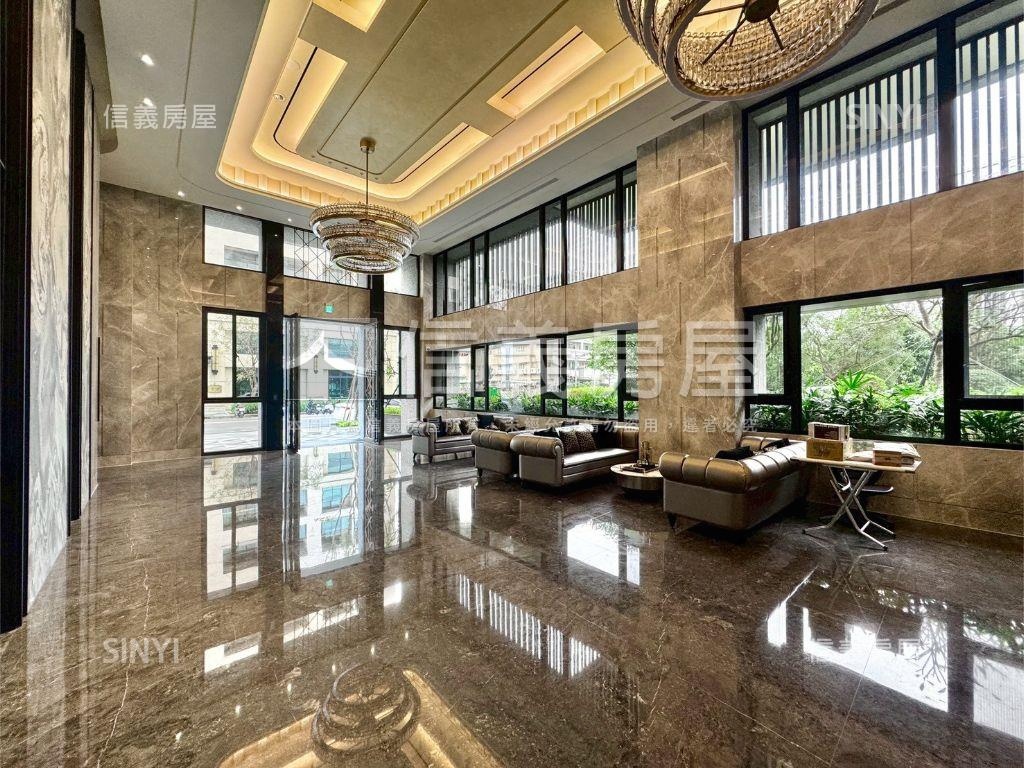 高大崑庭全新未住高樓平車房屋室內格局與周邊環境