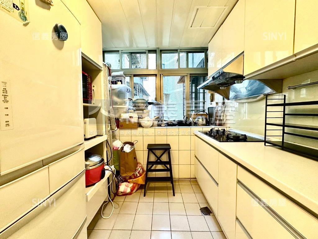 福興邊間精美溫馨二樓房屋室內格局與周邊環境