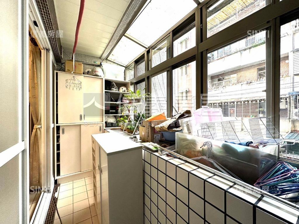 福興邊間精美溫馨二樓房屋室內格局與周邊環境