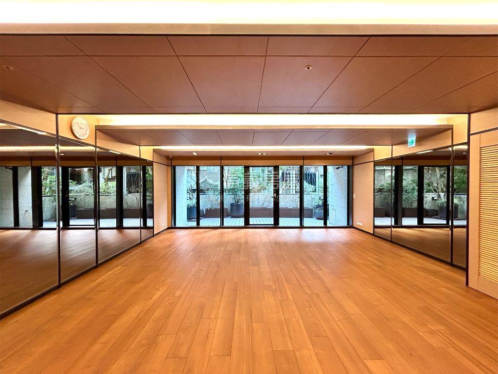 稀有信義御邸高樓房屋室內格局與周邊環境
