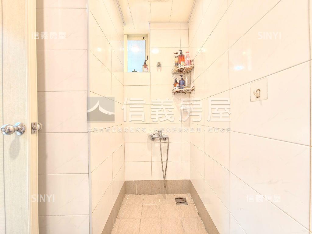 重慶商圈★靜雅輕奢三房房屋室內格局與周邊環境