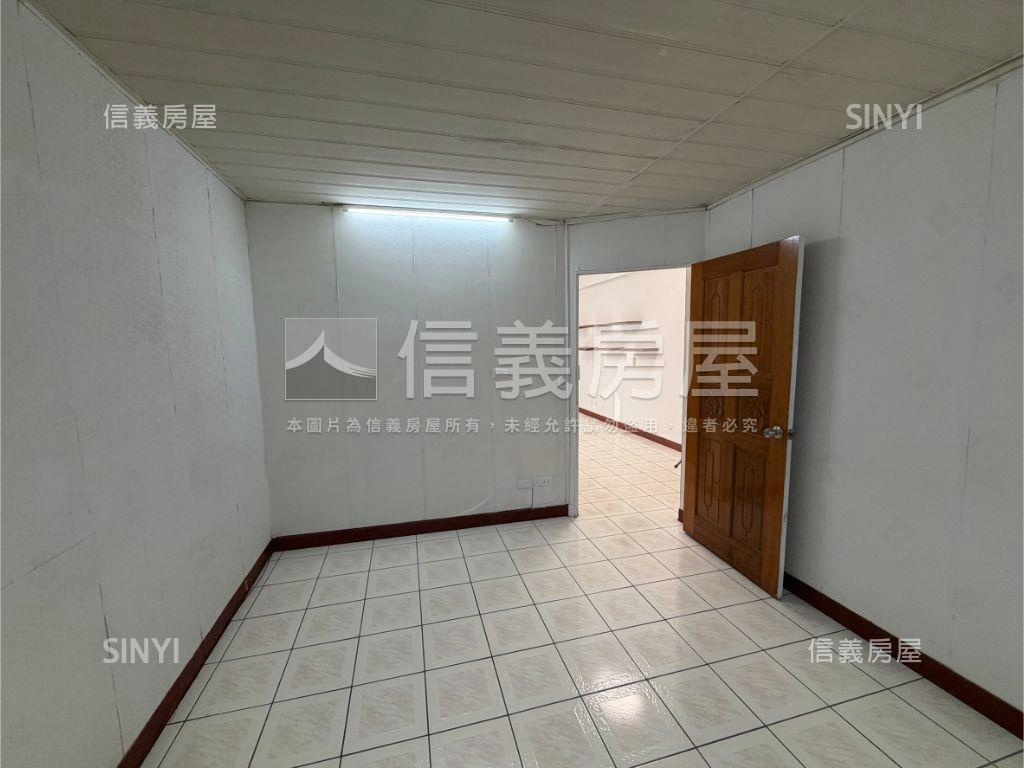 中港福家廣場樓店房屋室內格局與周邊環境