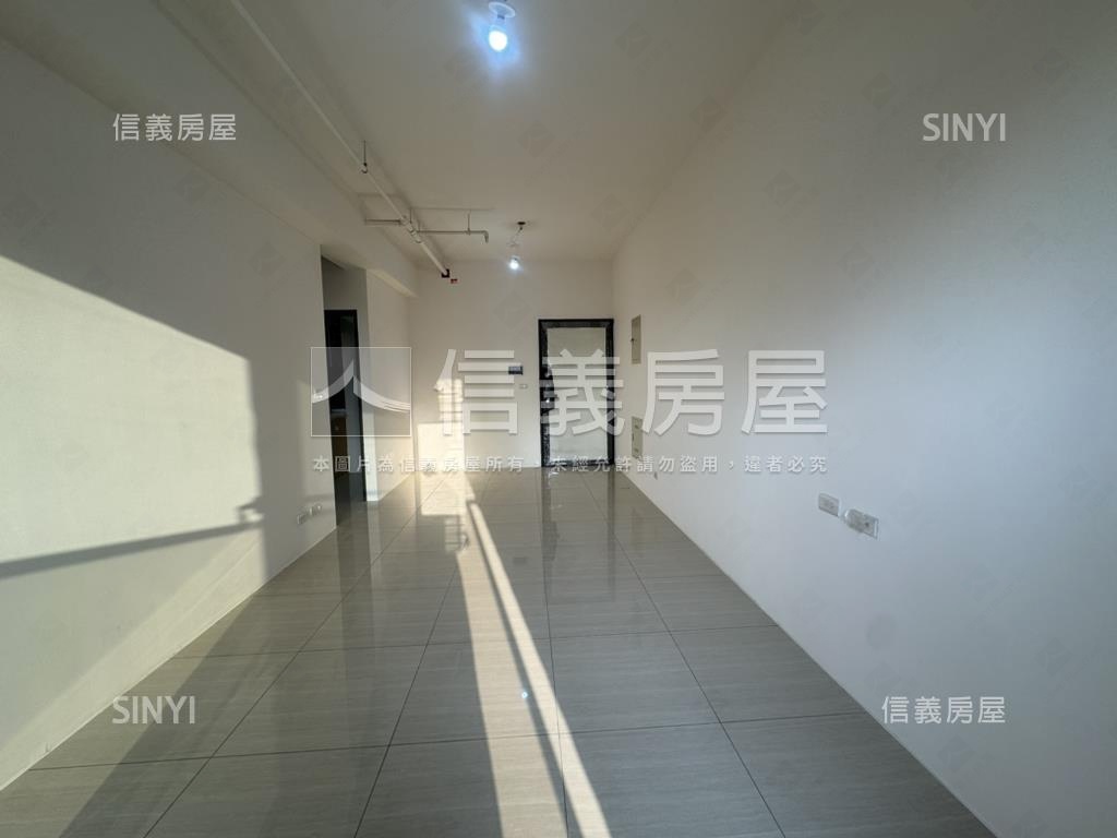 星玥灣２房高樓觀海景宅房屋室內格局與周邊環境