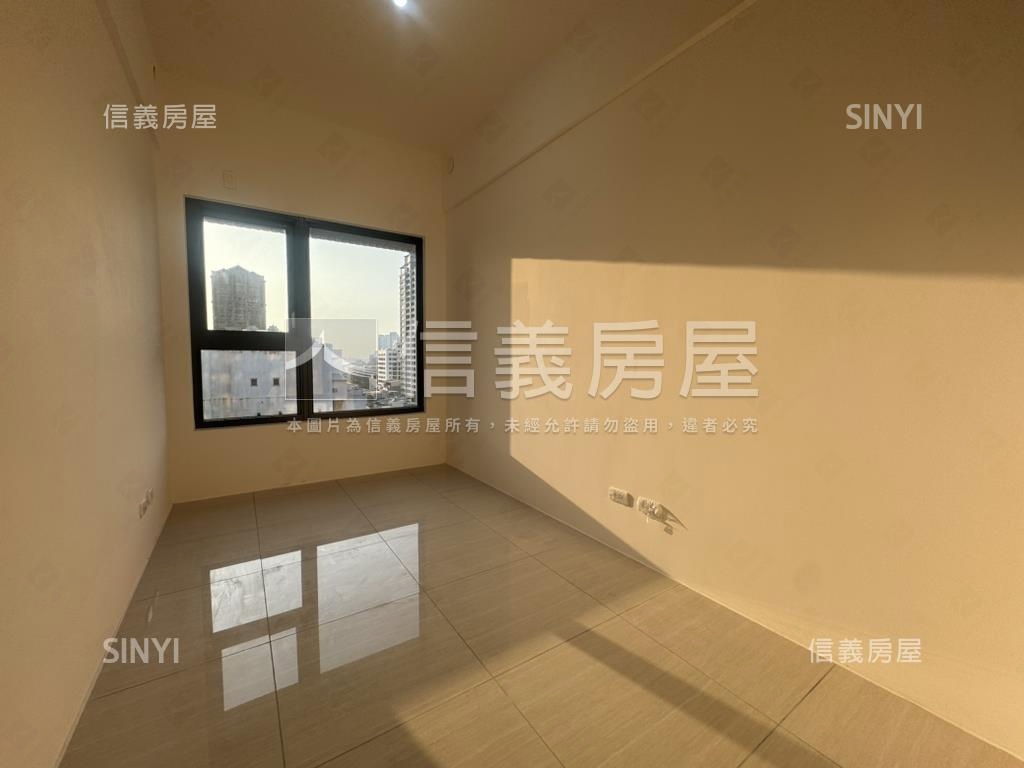 星玥灣２房高樓觀海景宅房屋室內格局與周邊環境