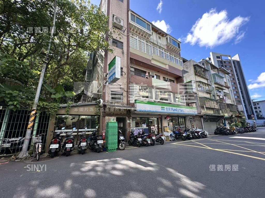 ★達欣文華。兩房車位★房屋室內格局與周邊環境