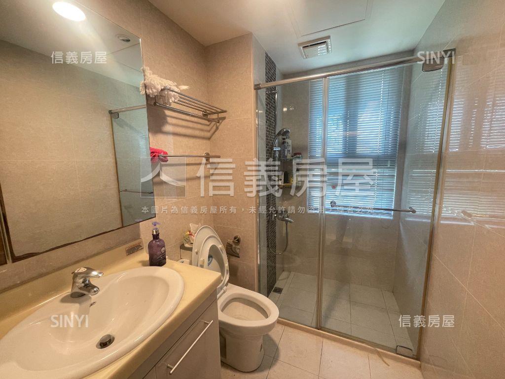 悅園高樓景觀四房雙車位房屋室內格局與周邊環境