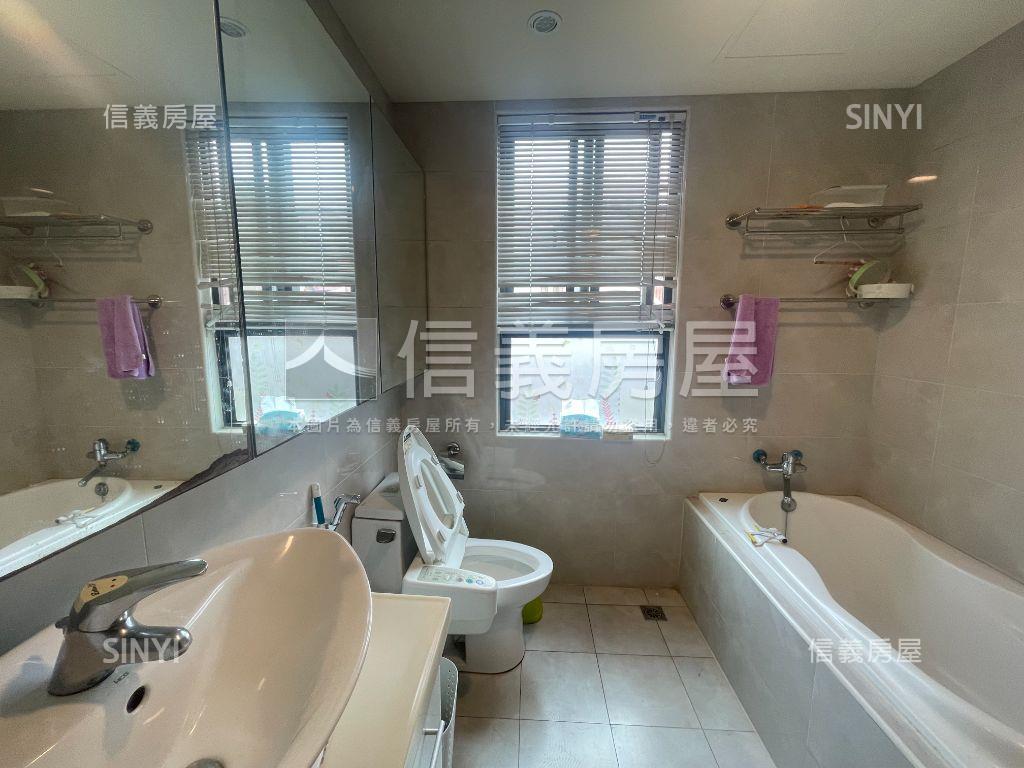 悅園高樓景觀四房雙車位房屋室內格局與周邊環境