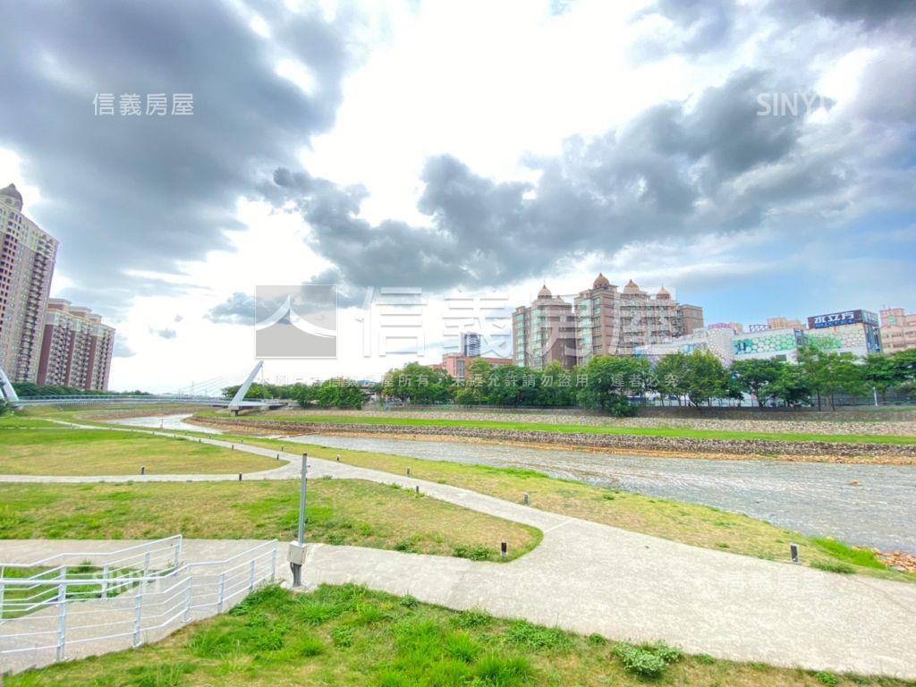 悅園高樓景觀四房雙車位房屋室內格局與周邊環境