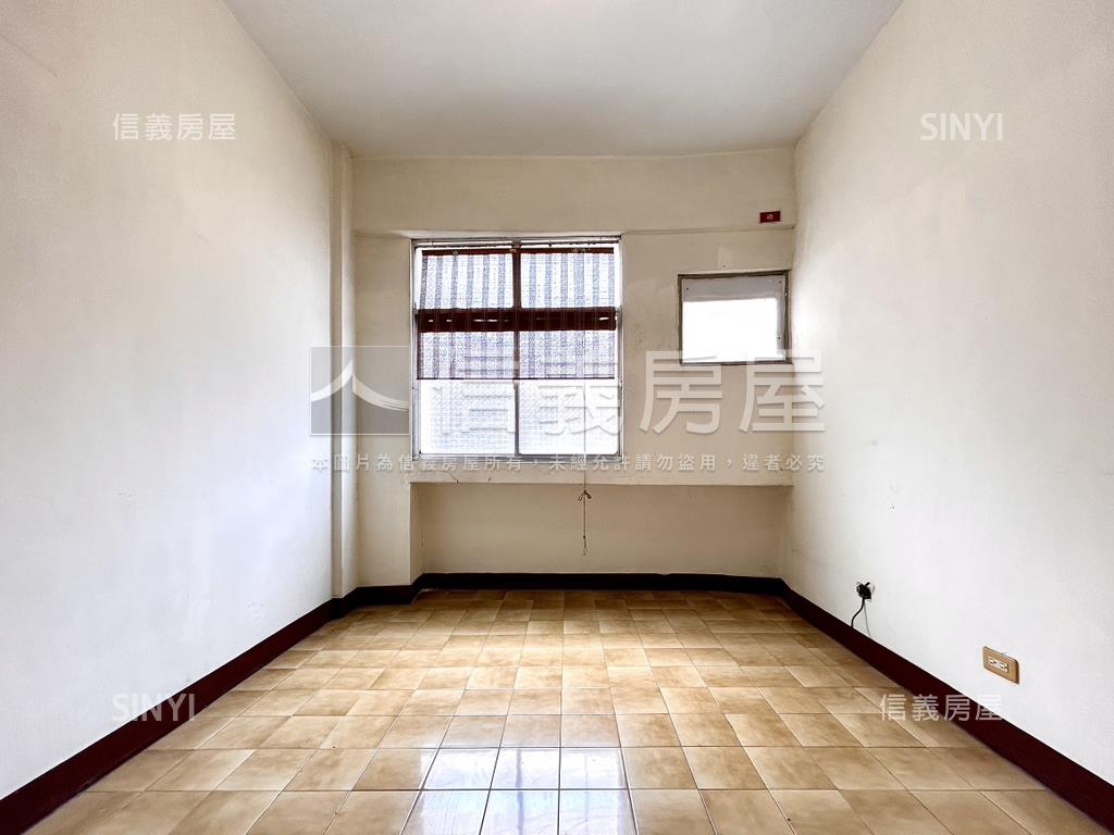 五甲商圈成家三房房屋室內格局與周邊環境