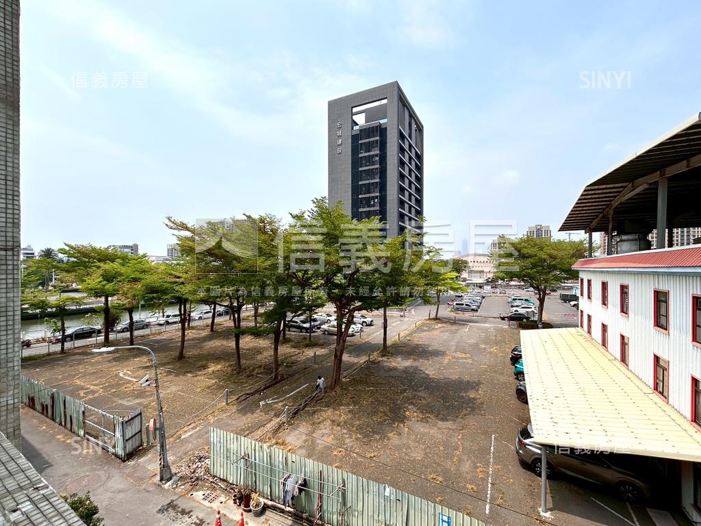 五甲商圈成家三房房屋室內格局與周邊環境