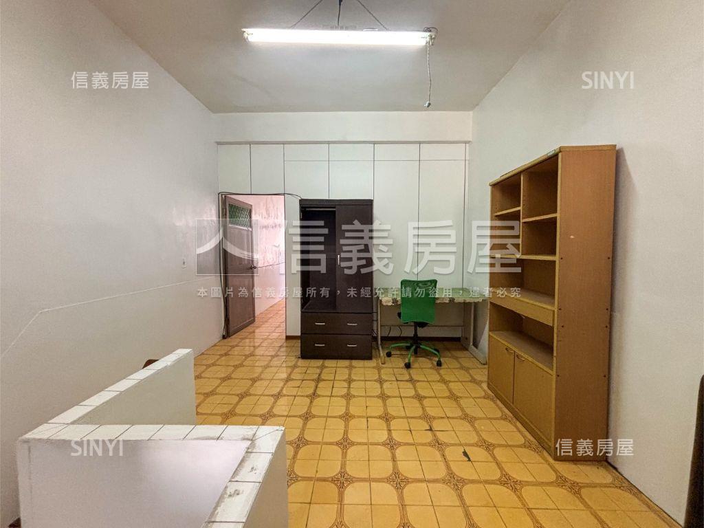 鼓山三路活巷透天房屋室內格局與周邊環境