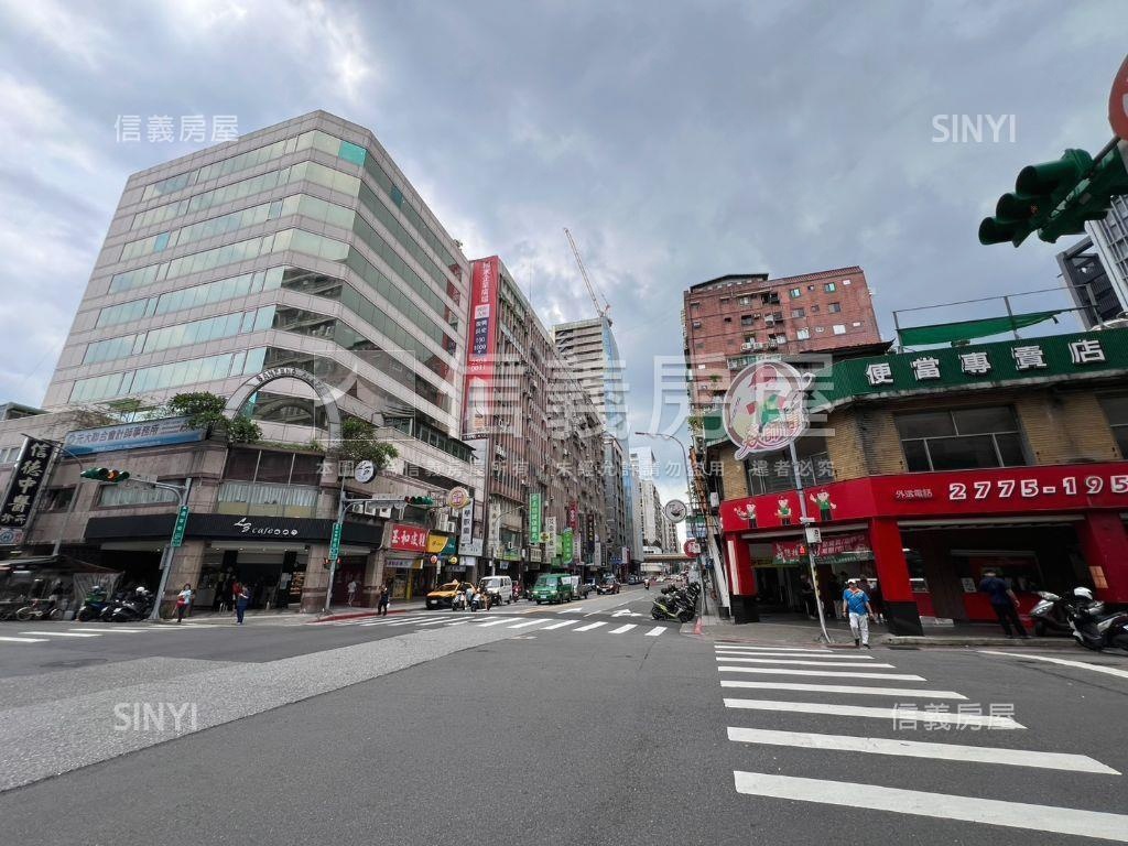 戀戀長安♣︎稀有店面釋出房屋室內格局與周邊環境