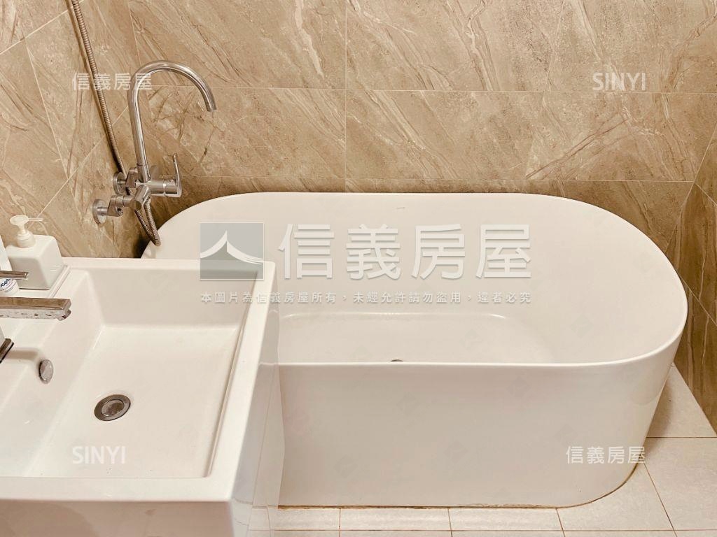 興隆國小大庭院邊間１樓房屋室內格局與周邊環境