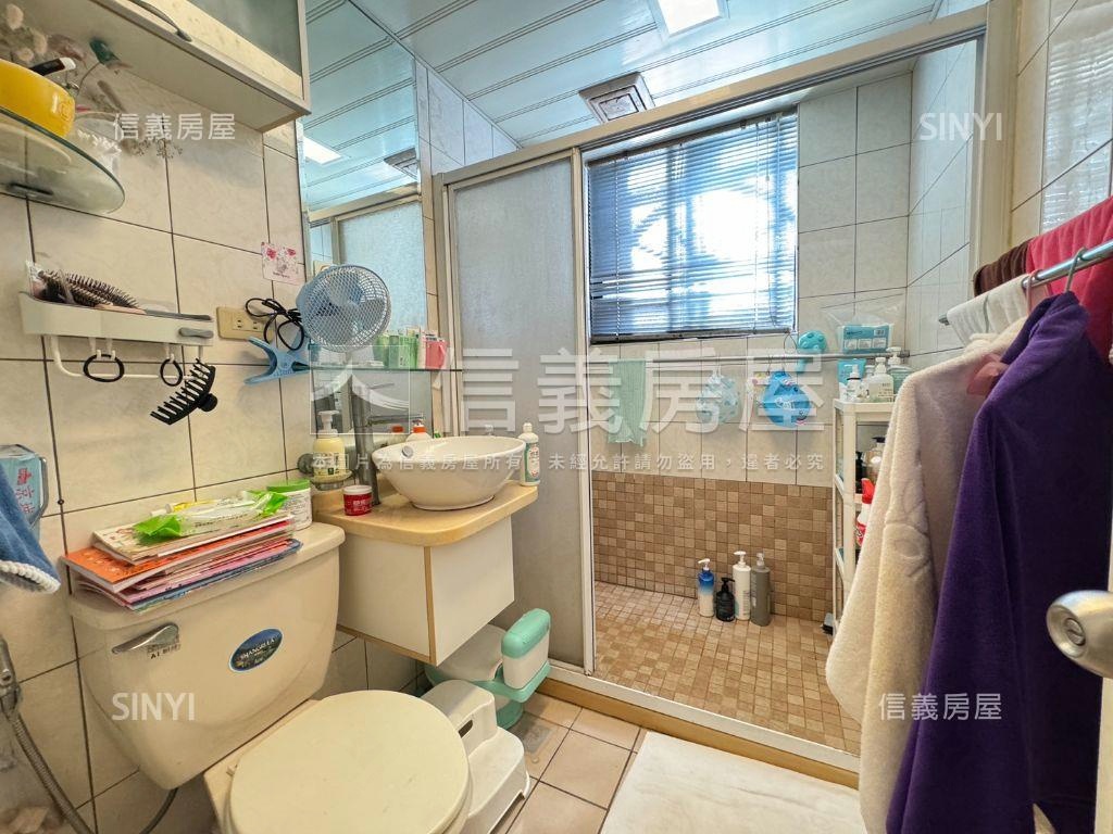 近北市～三面採光電梯三房房屋室內格局與周邊環境