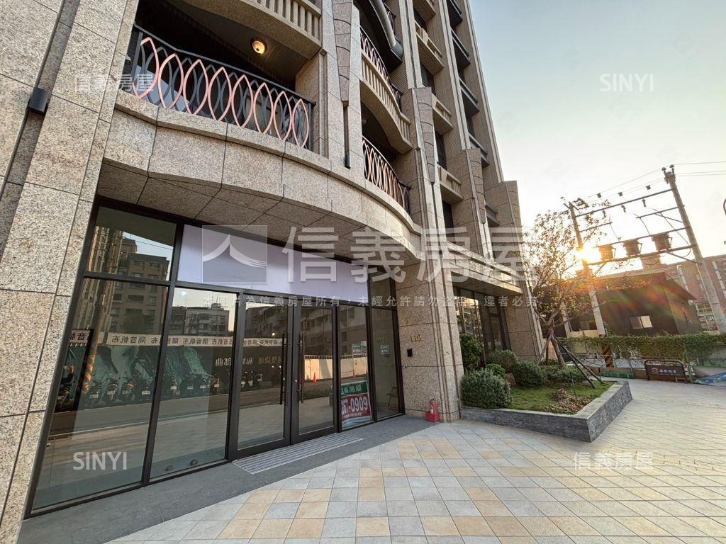 力樸紘精選店面房屋室內格局與周邊環境