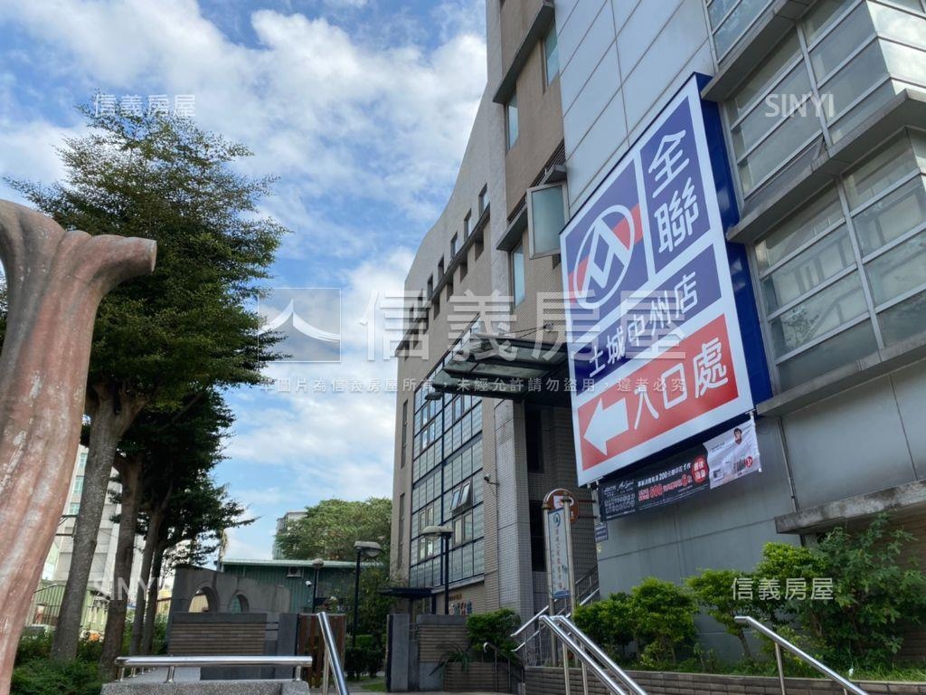 力樸紘精選店面房屋室內格局與周邊環境