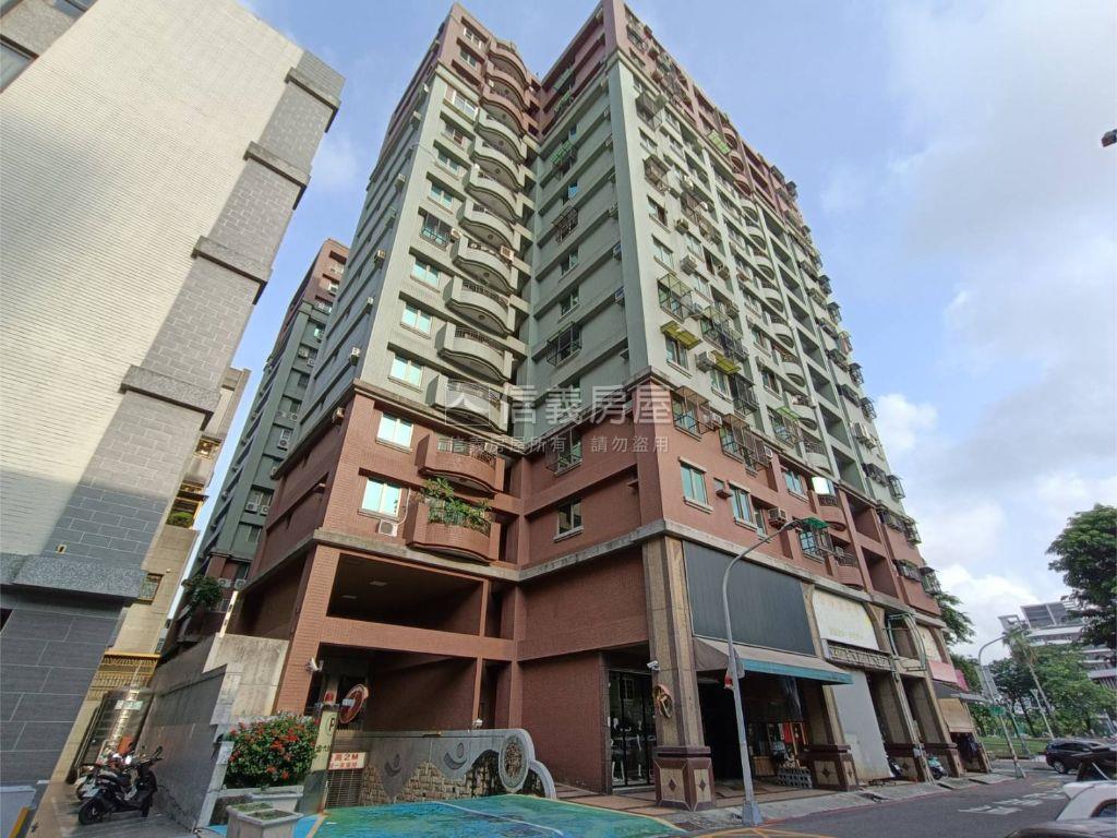 堅山河堤當代國寶四房平車房屋室內格局與周邊環境