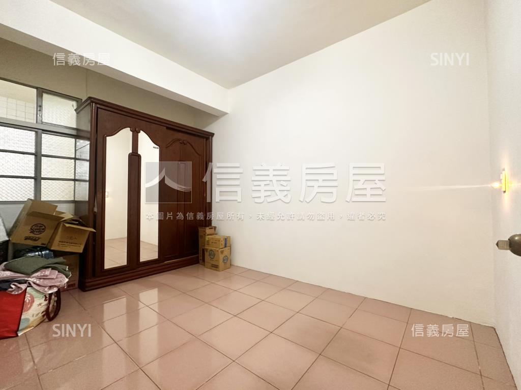 三面採光清幽美寓三房房屋室內格局與周邊環境