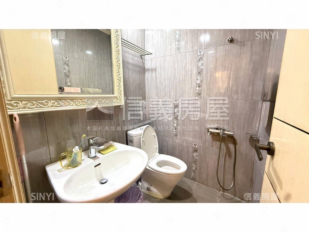 久樘童畫世界兩房平車房屋室內格局與周邊環境