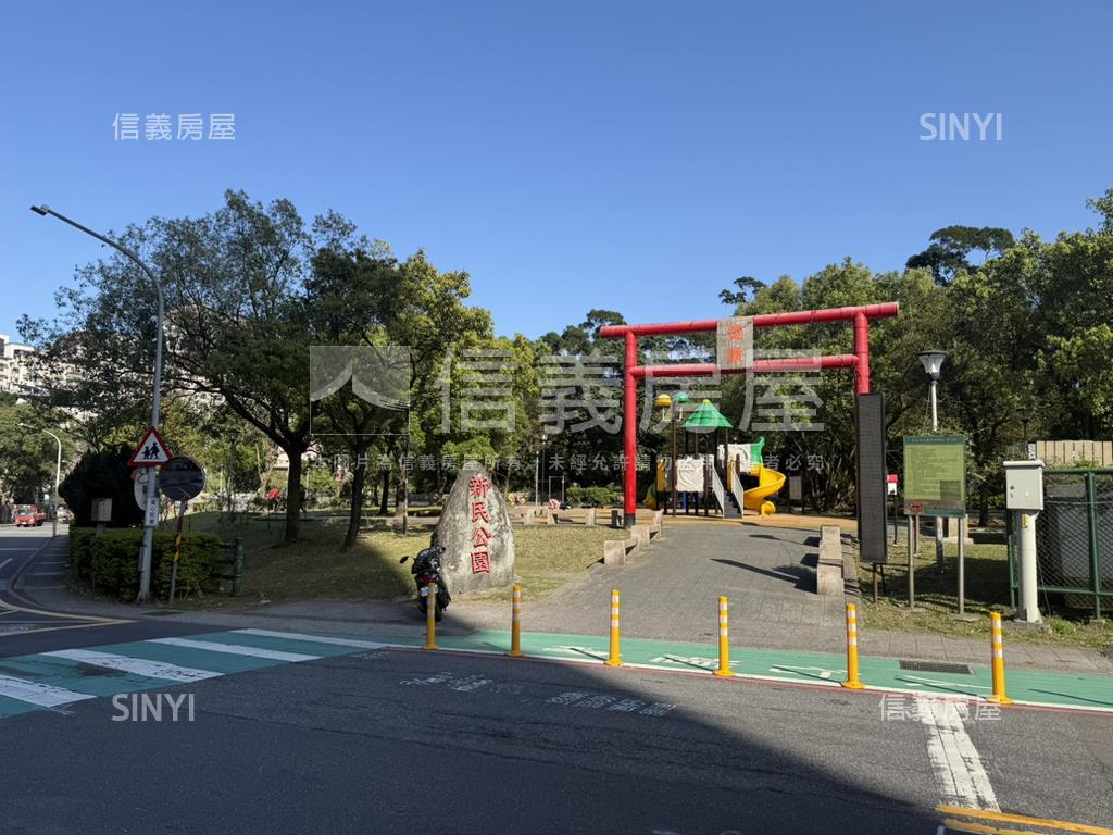 三面採光雙衛開窗三房車位房屋室內格局與周邊環境