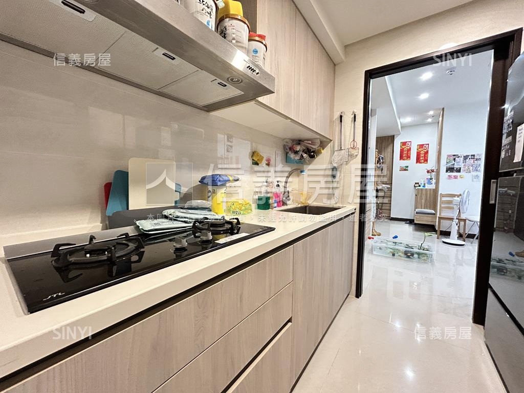 大安ＶＩＳＩＯＮ帝景美邸房屋室內格局與周邊環境