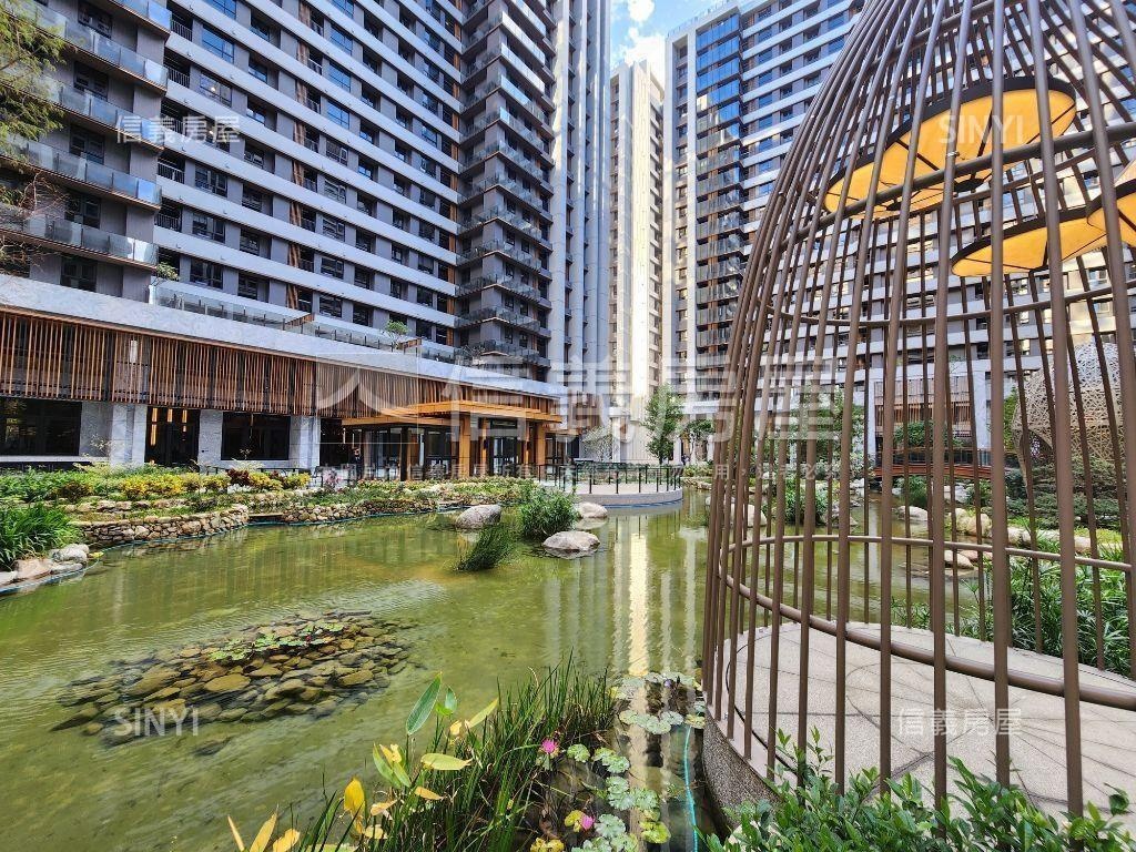 高鐵站前高樓視野美屋房屋室內格局與周邊環境