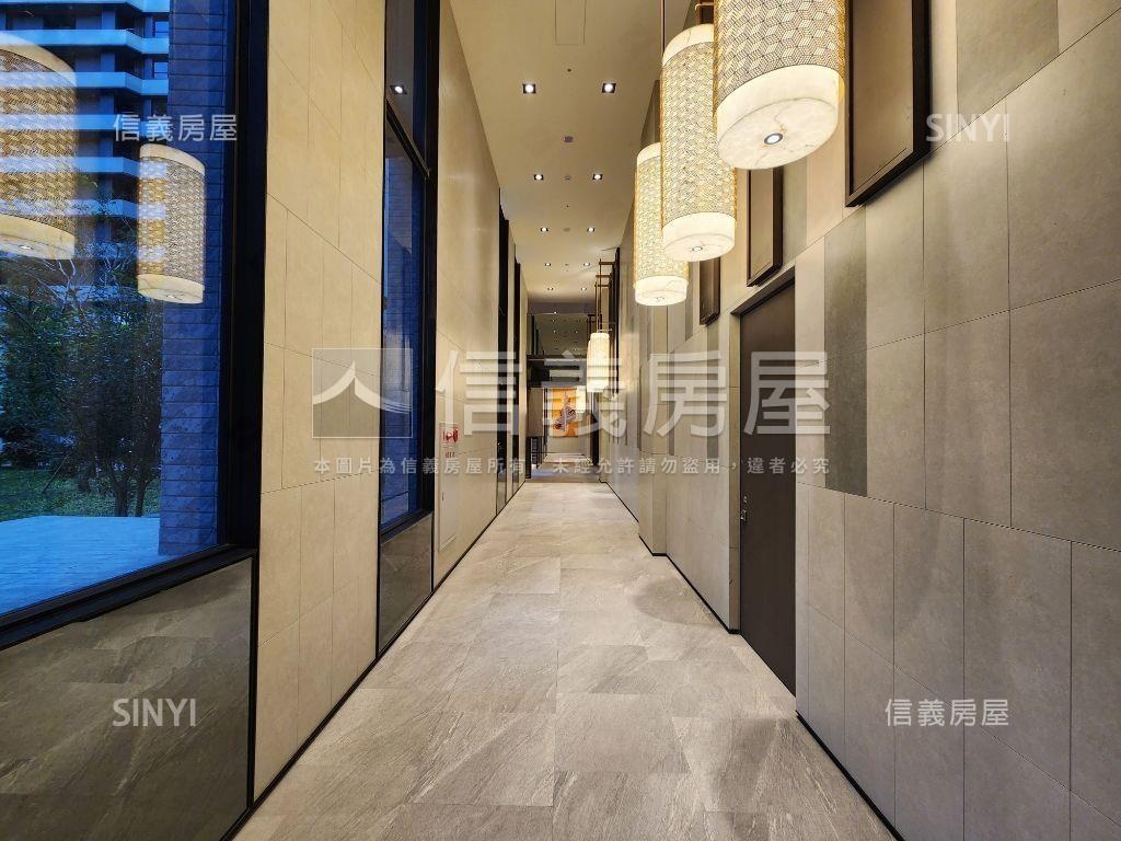 高鐵站前高樓視野美屋房屋室內格局與周邊環境